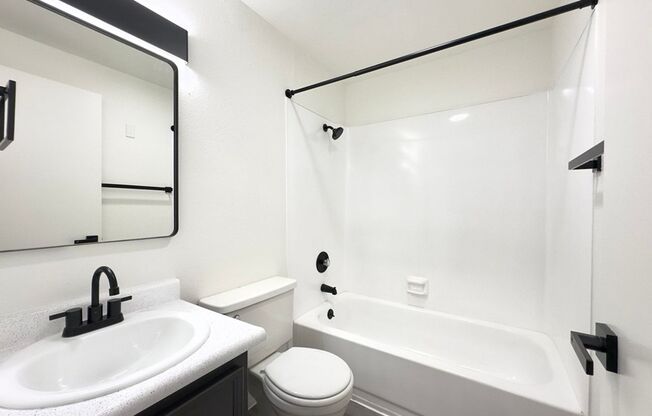 1 bed, 1 bath, 592 sqft, $1,295, Unit 85