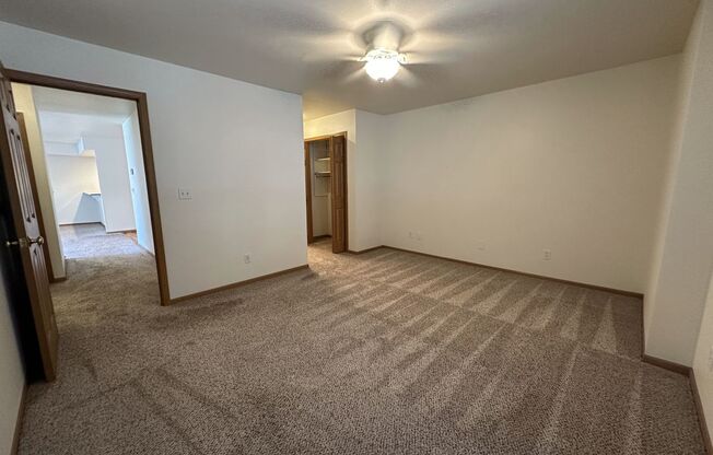 2 beds, 2 baths, $2,200