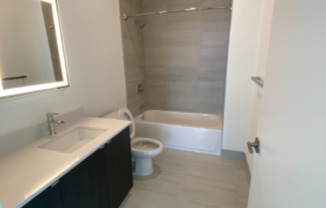 102 NW 13 CT