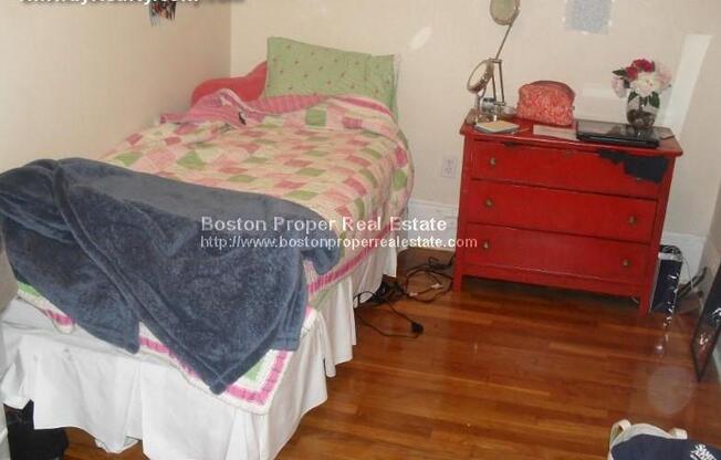 313 Huntington Ave 2B