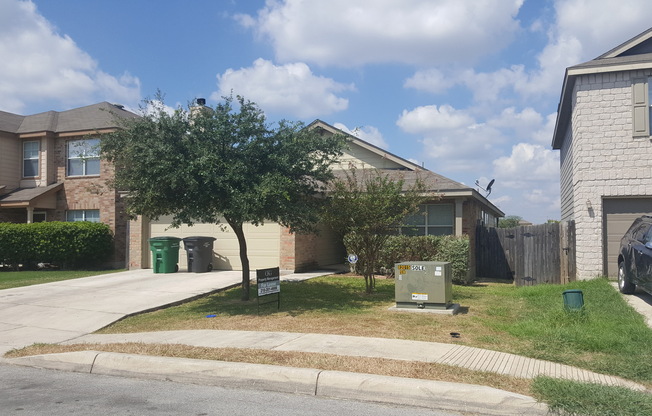 3 beds, 2 baths, $1,675