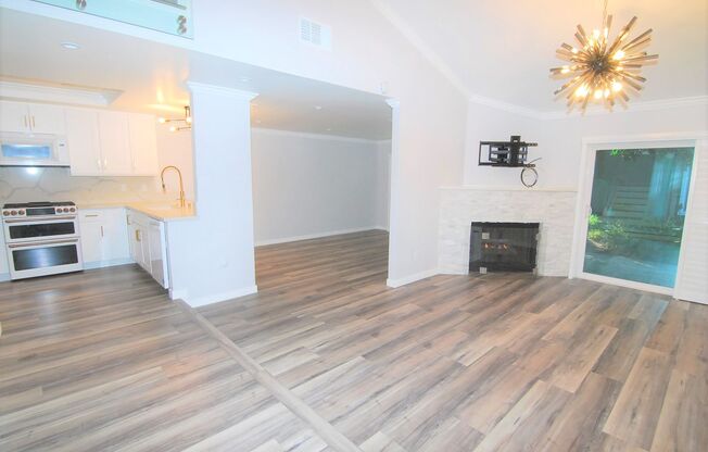 Stunning Fully Remodeled Condo in Costa Mesa