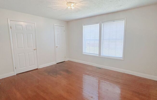 903 Price Ave