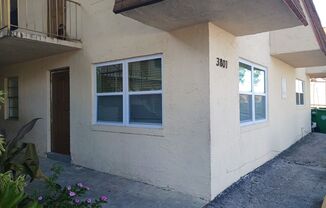 2 beds, 1 bath, 864 sqft, $1,759, Unit 105