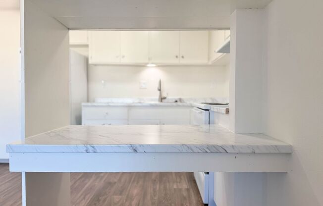 2 beds, 1.5 baths, 816 sqft, $2,175, Unit B19