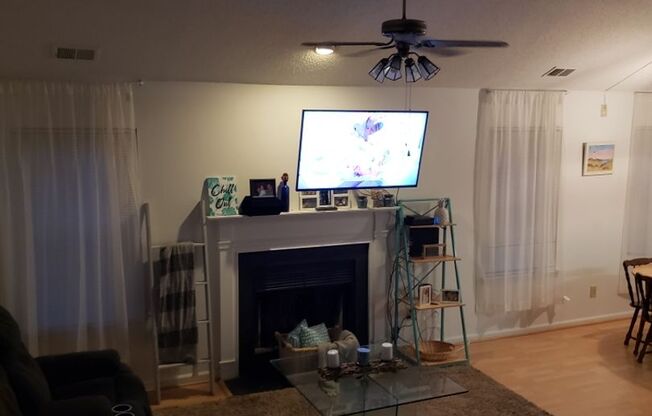 Style, Space & Location Vibes—Your Next Chapter Starts at Lake Shores in THIS 3BR/2BA Condo!