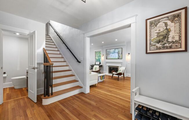*Beautifully Updated & Spacious 4BD/3.5BA Single-Family Home available in Point Breeze*