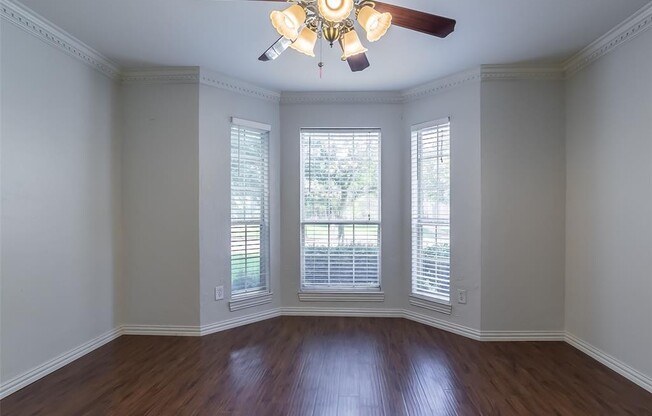 4685 HOME PL