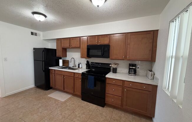 Twin Palms Apartments