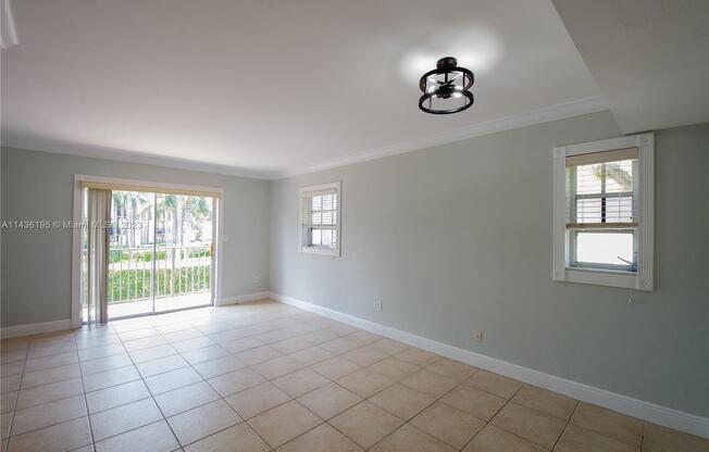 8650 SW 109th Ave
