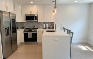 1 bed, 1 bath, 657 sqft, $2,800, Unit 2