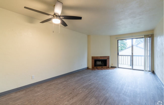 1 MONTH FREE RENT! Spacious One Bedroom with In-Unit Washer/Dryer!