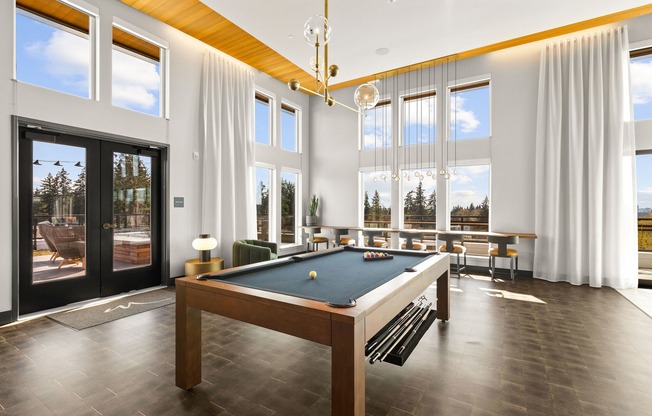 Stunnning 8th floor lounge with billiards and gourmet kitchen
