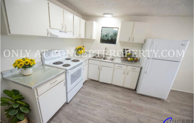 2 beds, 1 bath, 930 sqft, $1,249, Unit 55
