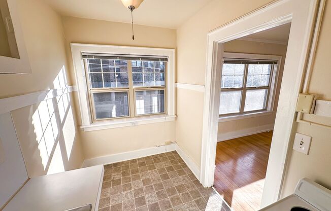 1 bed, 1 bath, 550 sqft, $1,450, Unit 305