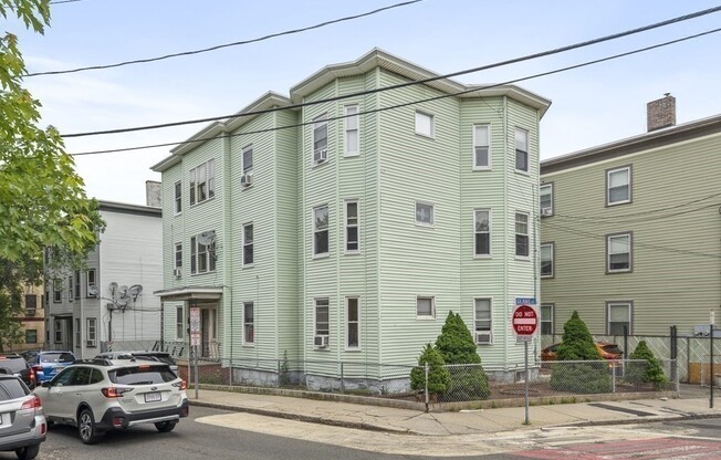 105 WALNUT ST