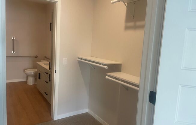 1 bed, 1 bath, 1,013 sqft, $2,995, Unit 102