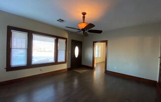 2 beds, 1 bath, $1,395