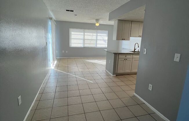 2 beds, 1 bath, $1,700