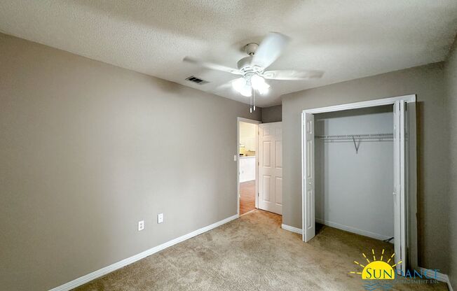 Charming 3-Bedroom Home in Forest Oaks!