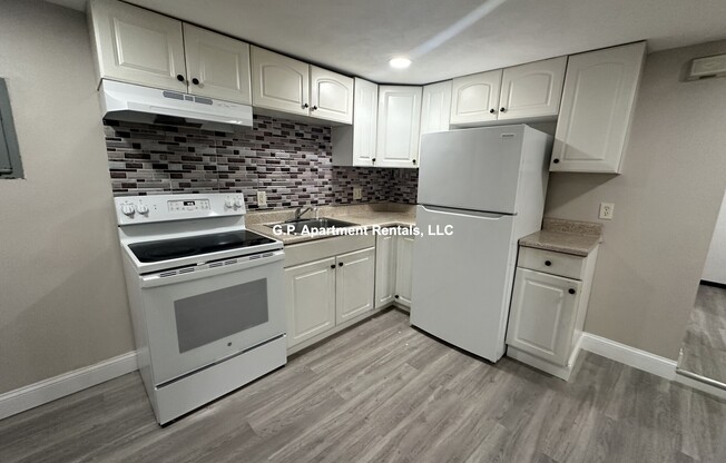 5 PLUMER ST