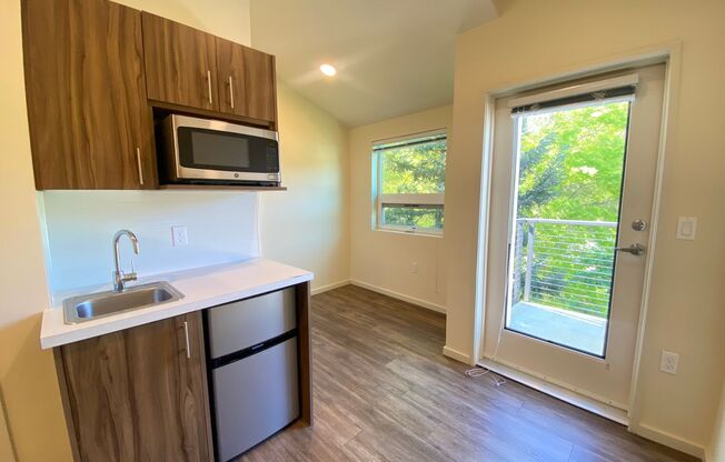 Studio, 1 bath, 175 sqft, $1,295, Unit 502-MFTE