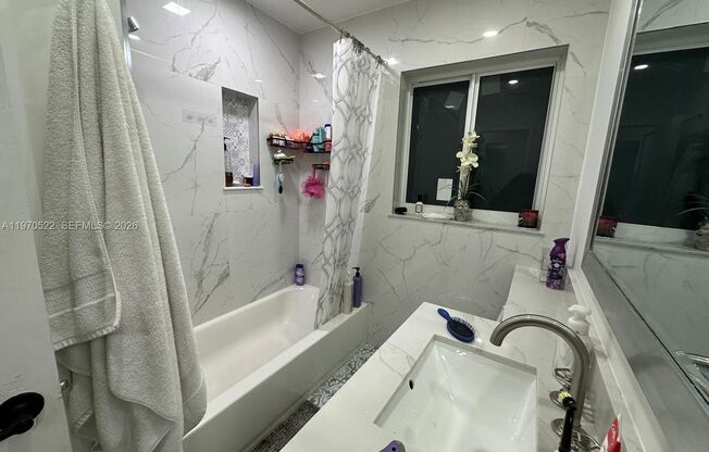 34 SE 3RD TER #0 DANIA, FL 33004