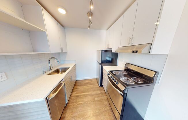 1 bed, 1 bath, 385 sqft, $1,695, Unit 513