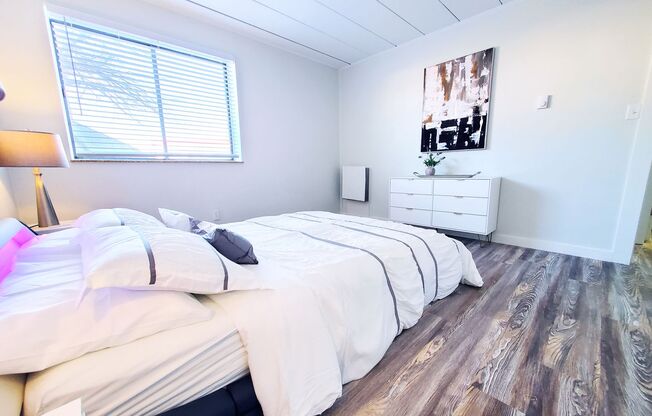 2 beds, 1 bath, 750 sqft, $1,199