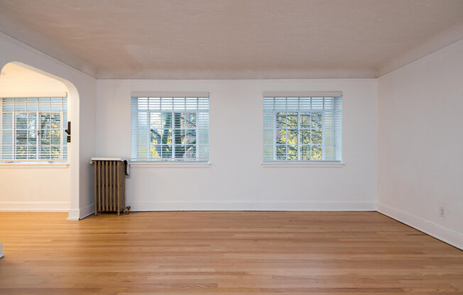 1 bed, 1 bath, 700 sqft, $1,629, Unit 202