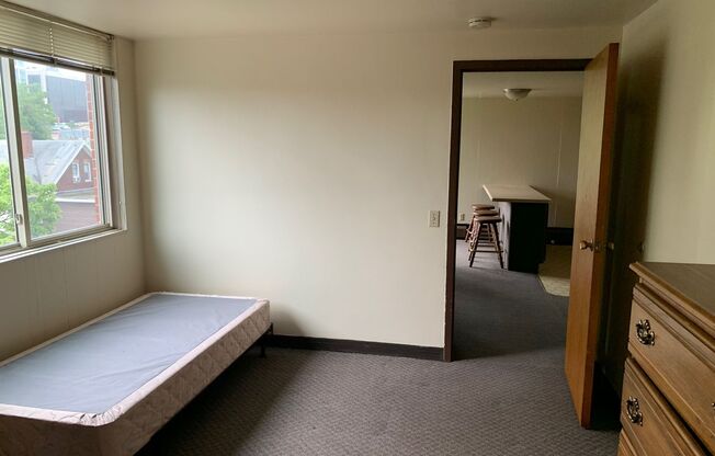 1 bed, 1 bath, $1,175