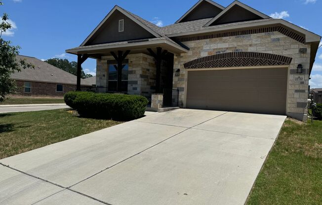 Stunning Rental Home in Gated Wortham Oaks Community!