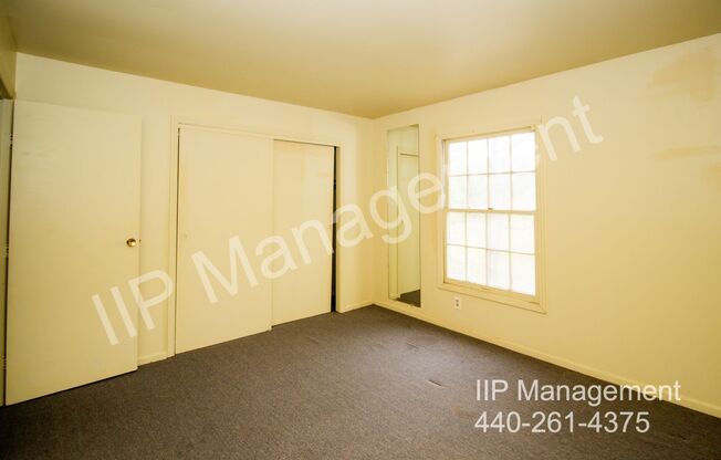 11 TRENTON SQ