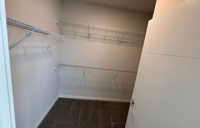 2 beds, 2 baths, 1,132 sqft, $2,075, Unit 10009-113