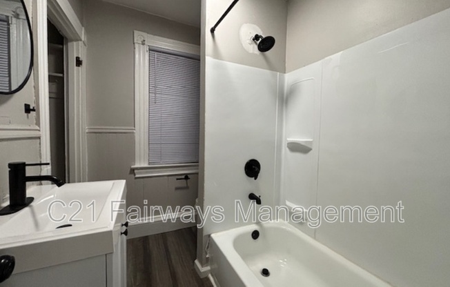 370 3 ST