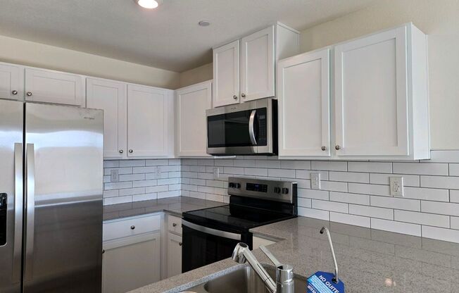 Brand New Townhome in the Northwest!!! 3 bedroom, 2.5 bath, 1 car garage