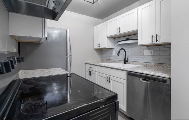 1 bed, 1 bath, 550 sqft, $999, Unit 1024 - 1A