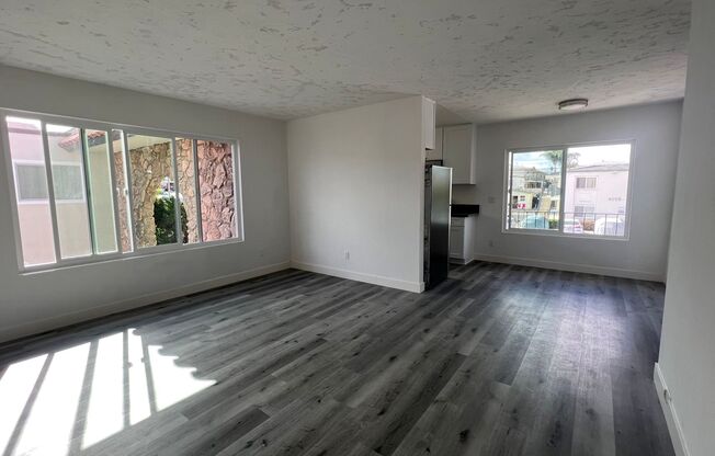 1 bed, 1 bath, 700 sqft, $1,995, Unit 05