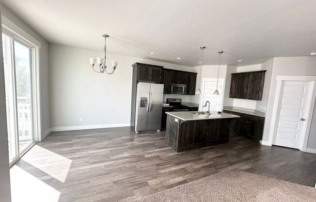 4 Bedroom/3.5 Bathroom Lehi
