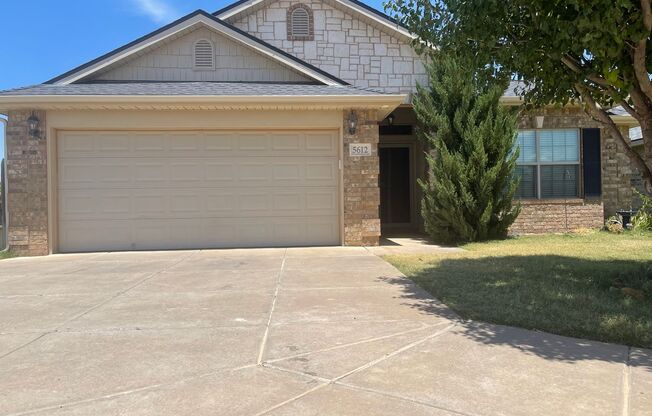 Incredible 4-Bedroom Home in Southwest Lubbock
