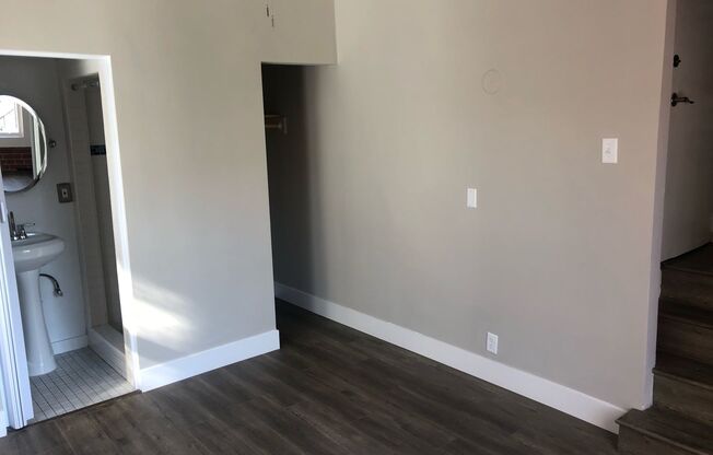 Studio, 1 bath, 275 sqft, $1,295, Unit 408A