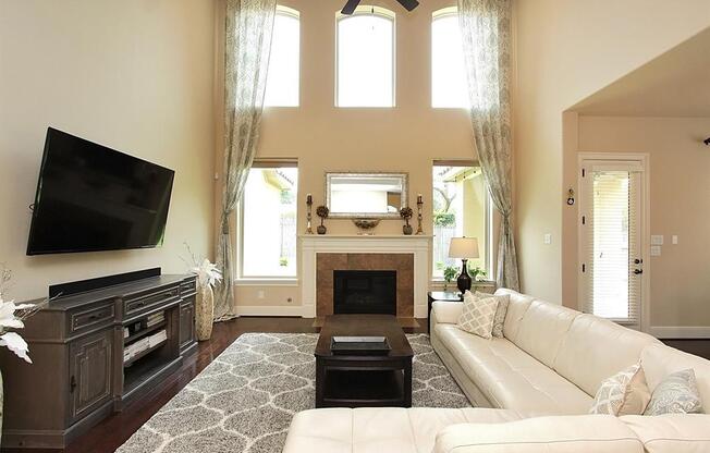 9906 VINTAGE VILLA DR.