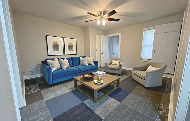 2 Bedroom 1.5 Bathroom w/Bonus Room in York!