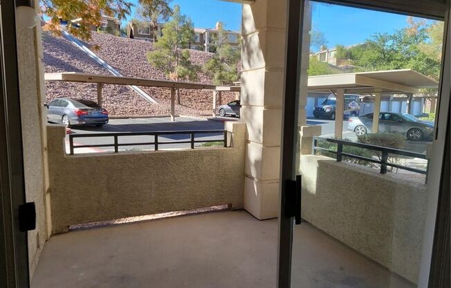 2 beds, 2 baths, $1,450, Unit Building 10