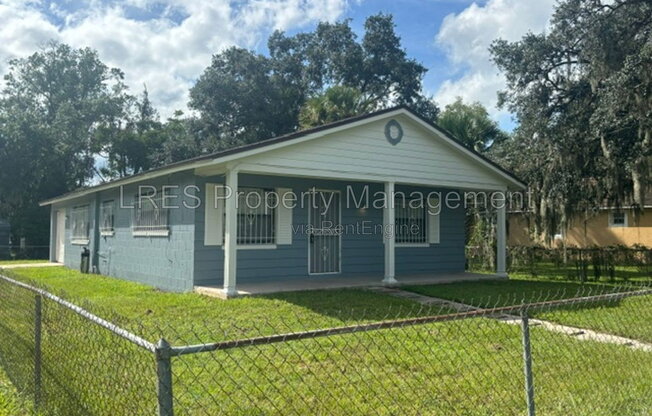 1020 S BAY AVE