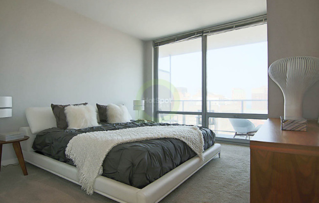 124 W Polk St 405
