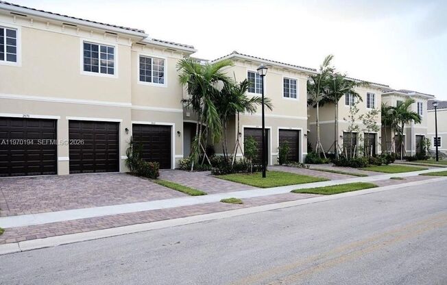 2615 SW 81ST TER UNIT 2617 MIRAMAR, FL 33025