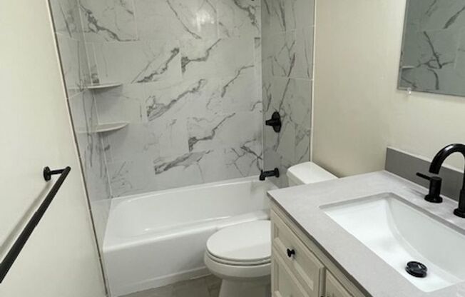 2 beds, 2 baths, $3,400, Unit # 408