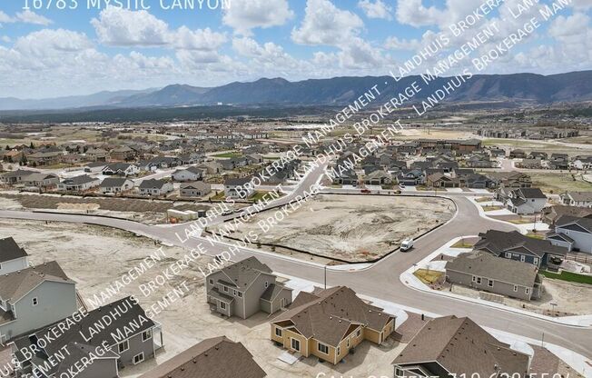 16783 MYSTIC CYN