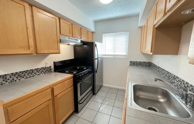 3 beds, 2 baths, 1,160 sqft, $1,950, Unit PEN-108A